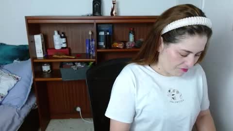 Snapshot of dayan_hanks chatting on May 2026 11:21:01 PM dayan online show from May 2026 11:21:01 PM