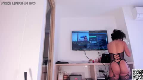 Snapshot of dayanaortega chatting on October 2025 01:51:01 PM dayanaortega online show from October 2025 01:51:01 PM