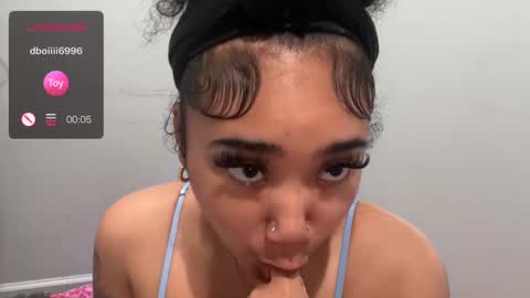 dayqueen1 online show from September 2025 11:57:01 AM