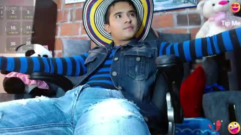 dayro_dduran online show from June 2026 07:28:01 PM