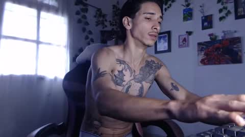 dazzayy online show from February 2025 02:40:01 PM