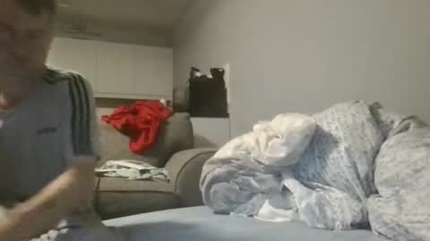 Dazzill online show from November 2025 12:21:02 AM