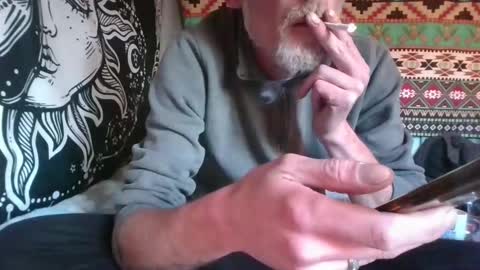 Snapshot of db303 chatting on November 2025 10:06:02 AM derek online show from November 2025 10:06:02 AM