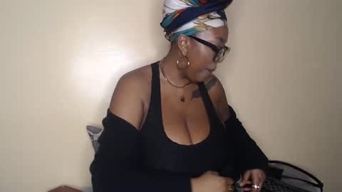 Duchess Coco - Coco Puffs online show from January 2025 01:20:01 AM