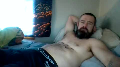 Snapshot of ddady22 chatting on December 2024 04:06:01 PM ddady22 online show from December 2024 04:06:01 PM