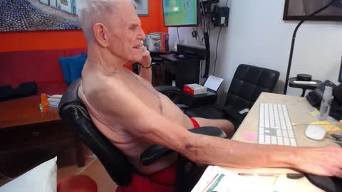 NOLADon online show from December 2025 09:20:01 PM