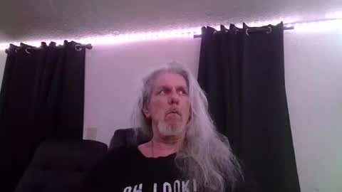 Snapshot of deaconoddeye chatting on January 2026 10:45:01 PM deaconoddeye online show from January 2026 10:45:01 PM