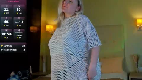 Debbie Mon Tue Fri Sun Sat GMT 3 1000am - 0400pm  online show from February 2026 05:51:02 PM