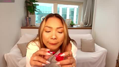 Debra online show from March 2026 02:34:01 PM