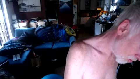 Snapshot of decarabas22 chatting on June 2026 02:57:01 AM decarabas22 online show from June 2026 02:57:01 AM