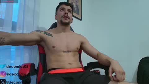 Santiago online show from November 2025 10:42:02 PM