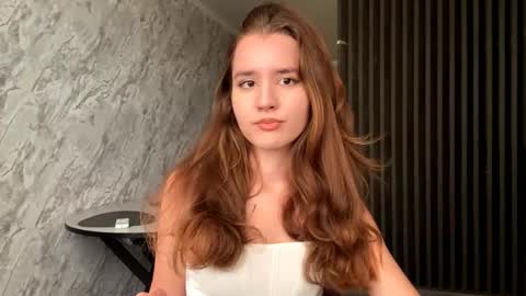 Anna online show from September 2025 03:11:02 PM