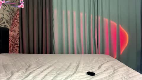 Anna online show from November 2025 03:12:02 PM