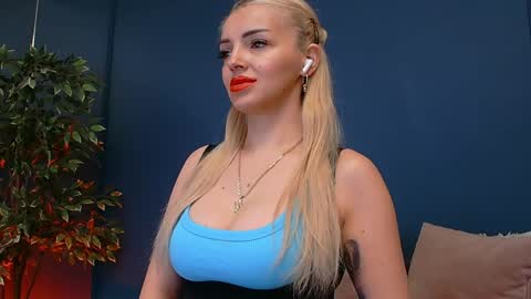 DeeaVIP online show from April 2026 05:45:02 AM