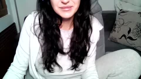 Snapshot of deedee_9 chatting on October 2025 10:42:01 PM Deedee online show from October 2025 10:42:01 PM