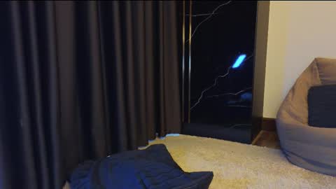 deedeedoll online show from February 2026 01:17:01 AM