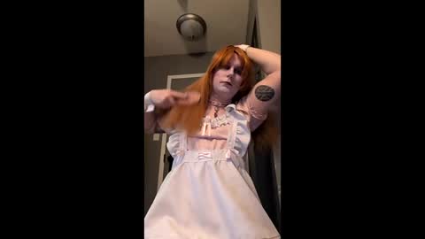 deedeequeen420 online show from February 2026 08:29:01 PM