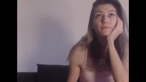 Deelightfull online show from September 2025 08:08:01 AM