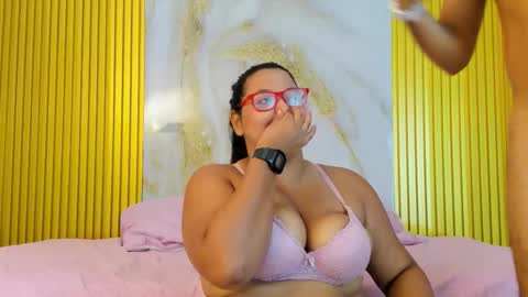 deepandcurvy online show from March 2026 11:59:02 AM