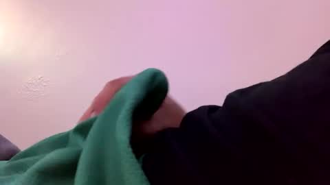 Snapshot of deepinthewave chatting on October 2025 05:47:02 AM Dee online show from October 2025 05:47:02 AM