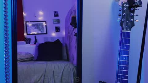 Olive Oakley online show from January 2025 11:38:02 PM