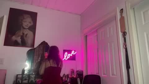 Tori online show from September 2025 03:52:01 AM