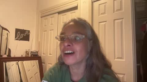 Tori online show from October 2025 02:09:01 AM