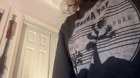 Tori online show from December 2025 06:17:02 AM