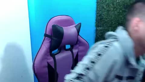 Snapshot of deiby_baby chatting on December 2024 10:18:02 PM DEIBY online show from December 2024 10:18:02 PM