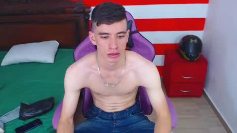 Snapshot of deiby_baby chatting on December 2024 11:51:01 PM DEIBY online show from December 2024 11:51:01 PM