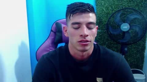 Snapshot of deiby_baby chatting on December 2024 06:50:02 AM DEIBY online show from December 2024 06:50:02 AM