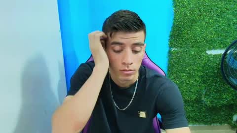 Snapshot of deiby_baby chatting on January 2025 10:44:01 PM DEIBY online show from January 2025 10:44:01 PM