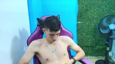 Snapshot of deiby_baby chatting on February 2025 11:37:02 PM DEIBY online show from February 2025 11:37:02 PM