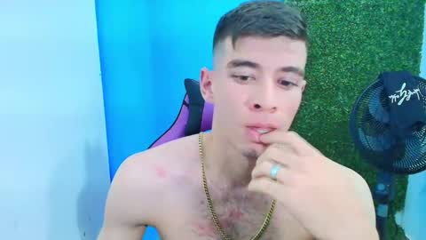 Snapshot of deiby_baby chatting on February 2025 04:55:01 AM DEIBY online show from February 2025 04:55:01 AM