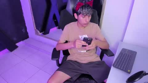 Deilan Wolf  online show from March 2026 04:29:01 AM