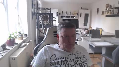 Snapshot of deinprinz2312 chatting on January 2025 12:06:02 PM deinprinz2312 online show from January 2025 12:06:02 PM