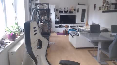 Snapshot of deinprinz2312 chatting on March 2025 10:48:01 AM deinprinz2312 online show from March 2025 10:48:01 AM