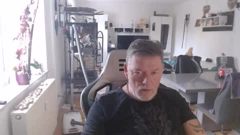 Snapshot of deinprinz2312 chatting on October 2025 07:52:01 AM deinprinz2312 online show from October 2025 07:52:01 AM