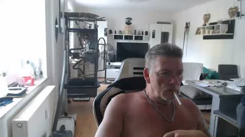 Snapshot of deinprinz2312 chatting on July 2026 10:39:02 AM deinprinz2312 online show from July 2026 10:39:02 AM