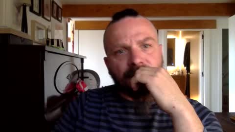Snapshot of deivitzzz chatting on April 2026 03:39:01 PM Hermes online show from April 2026 03:39:01 PM