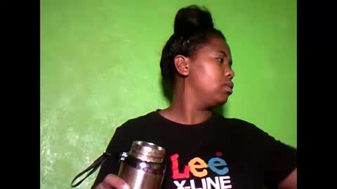 deliah712909 online show from February 2025 04:13:02 PM