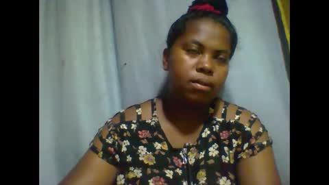 deliah712909 online show from March 2025 01:21:01 PM