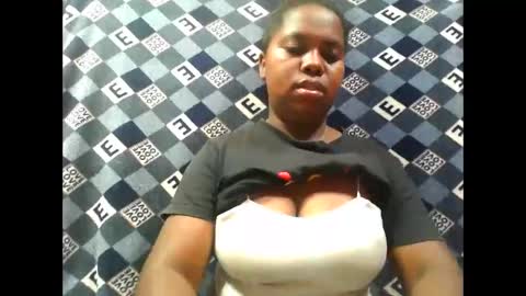 deliah712909 online show from October 2025 07:23:02 PM