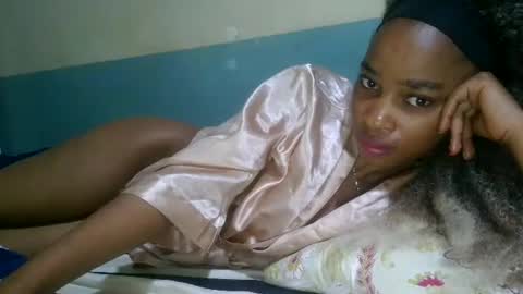 Snapshot of delicacylicious_babe chatting on June 2026 04:51:02 AM delicacylicious_babe online show from June 2026 04:51:02 AM