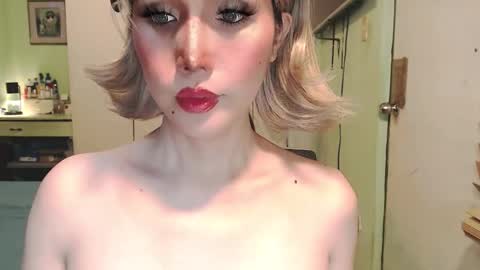 Mercedes online show from April 2026 05:05:01 AM