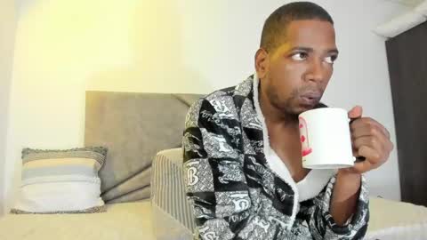 Jean paul and Salome online show from April 2026 11:08:02 AM