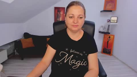 DeliciousLolly online show from June 2026 03:18:02 AM