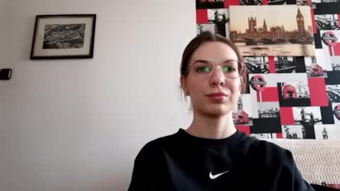 Aurora online show from January 2025 10:42:02 AM