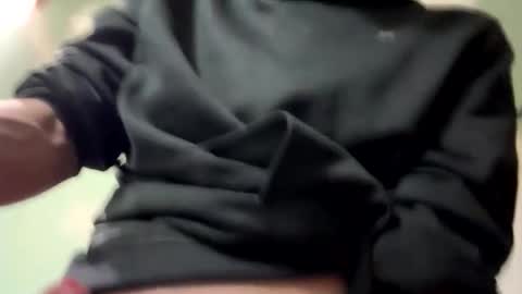 Delly999 online show from April 2026 08:26:02 PM