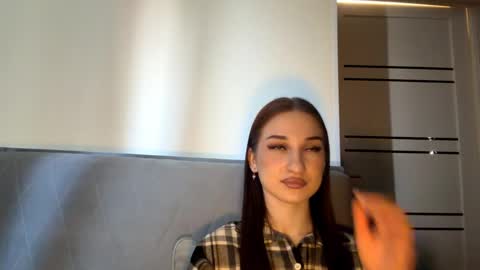 Delphaswindler online show from April 2026 01:41:02 PM